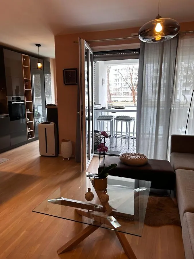 Ferienwohnung Savec München Deutschland